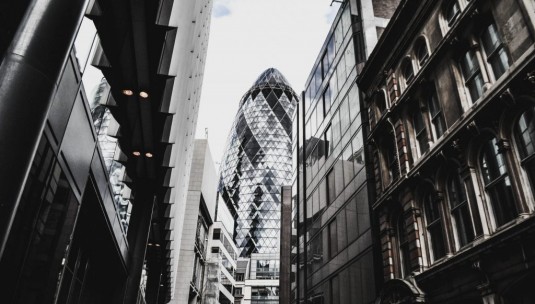 An image of the The Gherkin building in London, a central location for many of the brands signing up to Limitless.|Roger Beadle and Megan Neale of Limitless picking up our Deloitte Technology Fast 50 trophy.